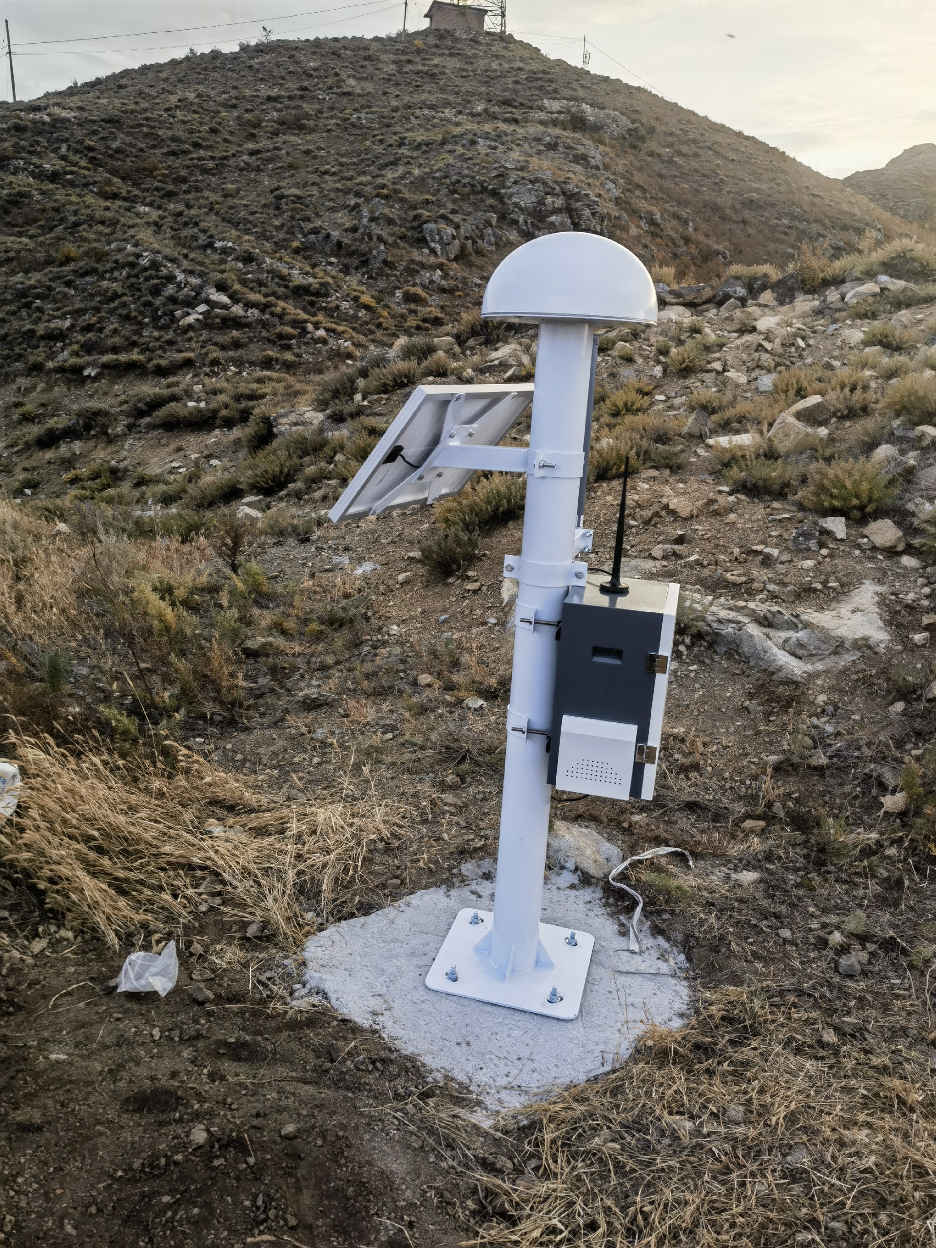 305 線林東至下伙房段公路工程位移監測項目 (2).jpg