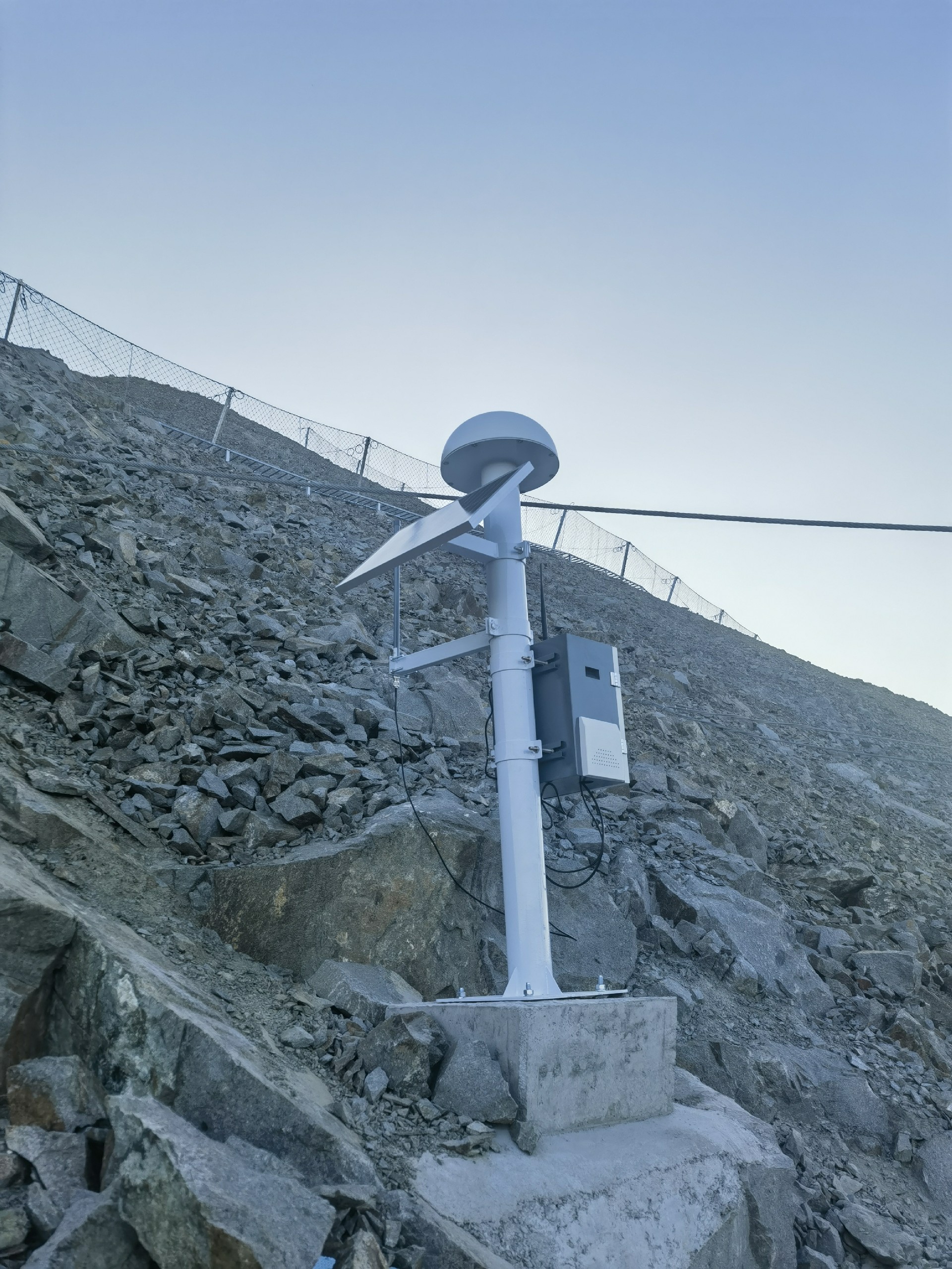 305 線林東至下伙房段公路工程位移監測項目 (4).jpg